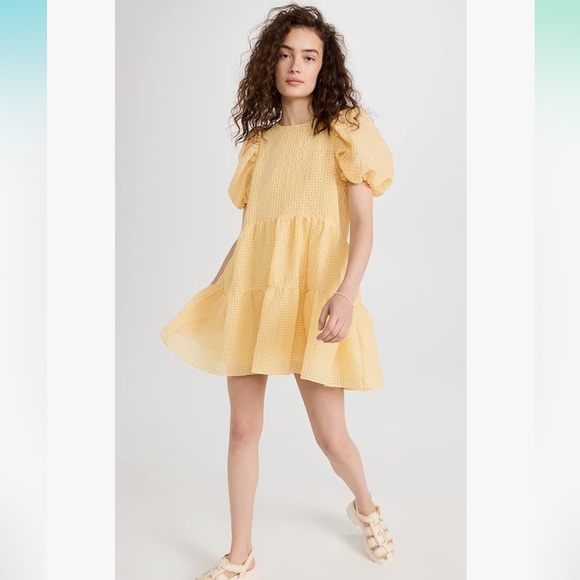 English Factory Dresses & Skirts - English Factory Curved Babydoll Dress